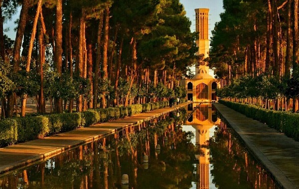 Dolat Abad Garden 